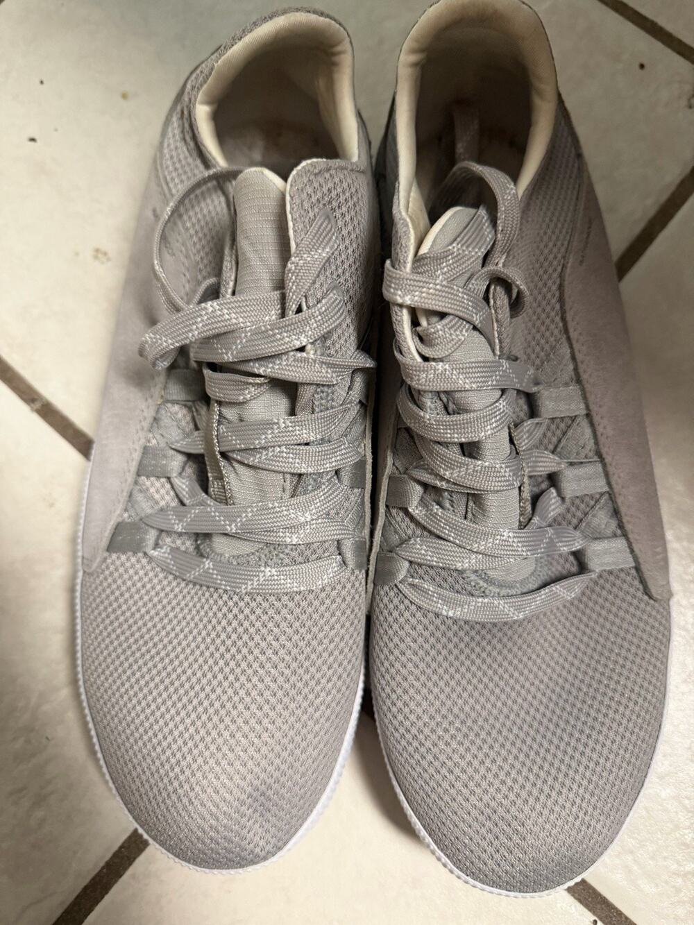 Sorel Out N About III Sneaker Gray Mesh Lace Up Women's Size 10 Used